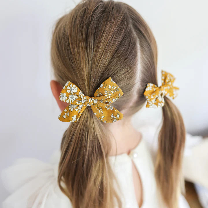 playful hair clips for kids and toddlers-Josie Joan's Classic Hair Clip Bow - Rachel