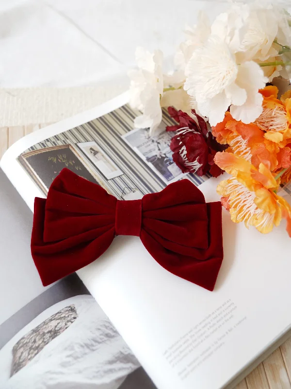 chunky hairbands for bold looks-MAROON RIBBON HAIR CLIP